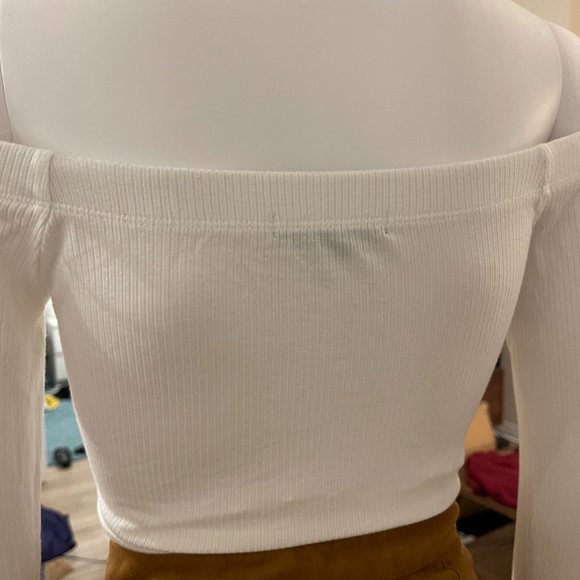 forever 21 white off shoulder crop top - Picture 4 of 5